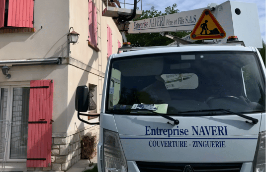 Intervention urgence de toiture à Cavaillon Notre artisan couvreur intervient en urgence pour toute fuite de toiture à Cavaillon