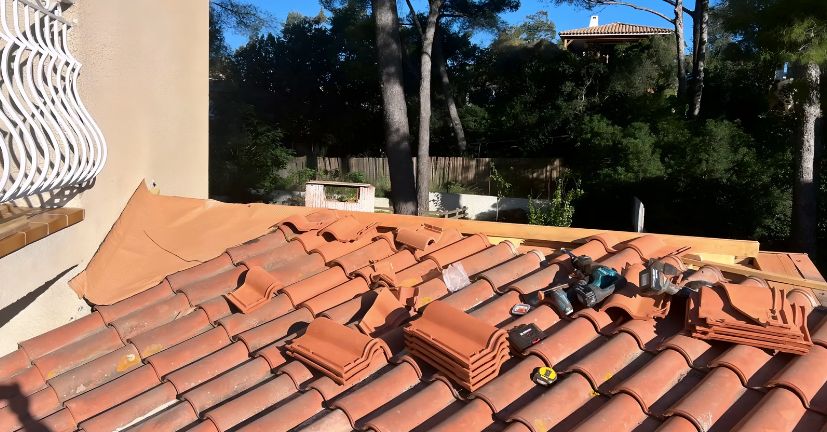 réparation de toiture à Avignon Réparation et rénovation de toiture par un artisan couvreur à Avignon